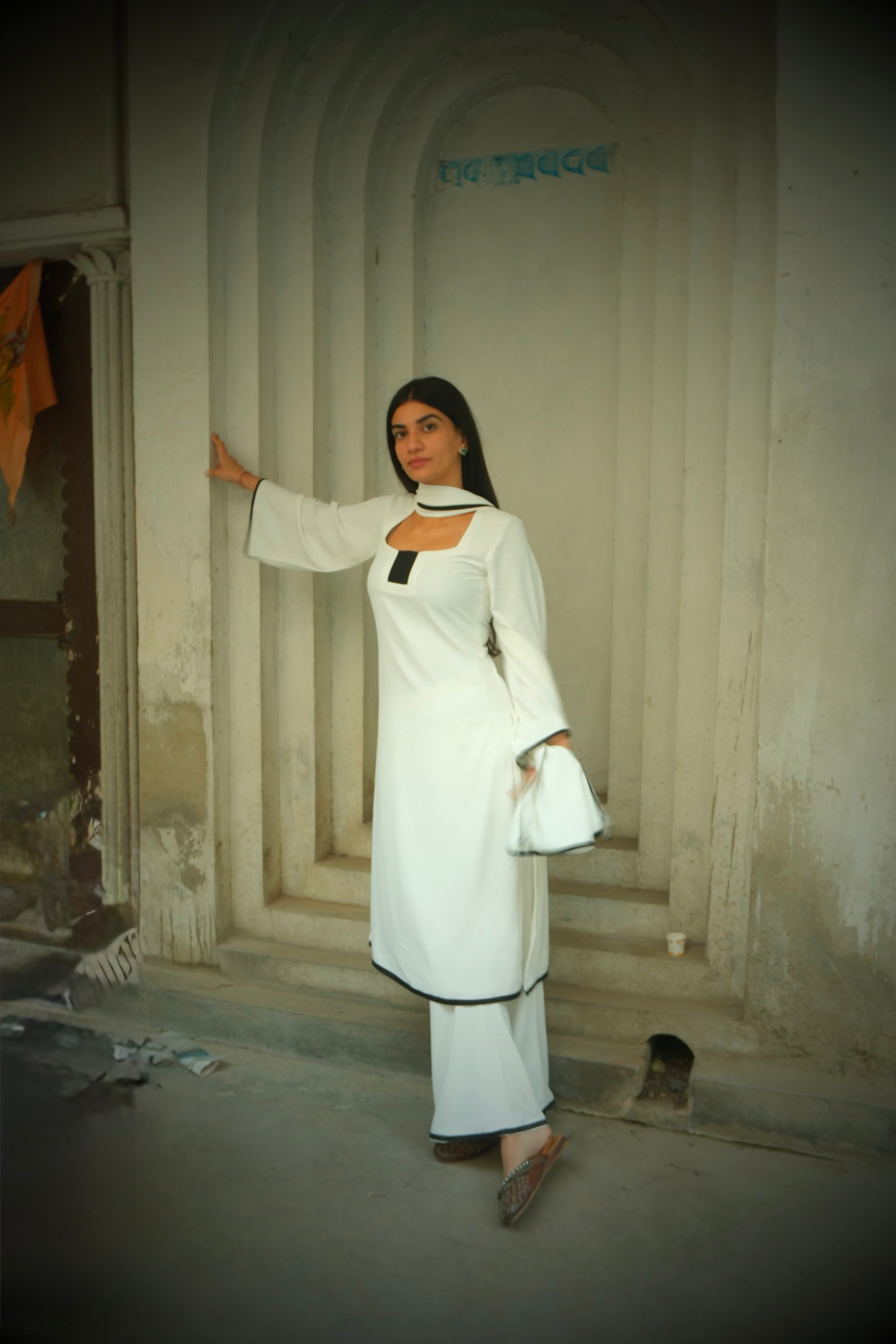 THE CHANDNI SUIT 2.0
